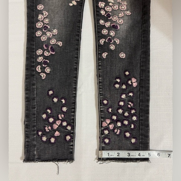 Driftwood Jeans Jackie Cherry Blossom Floral Embroidered Black Pink Size 26 - Picture 11 of 12